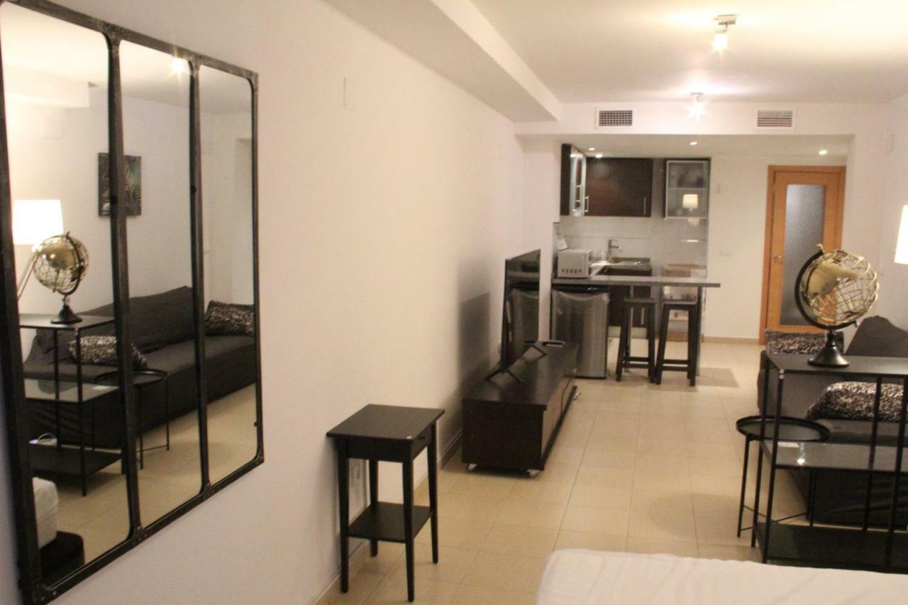 Sunny Apartments, Historical Centre لقنت المظهر الخارجي الصورة